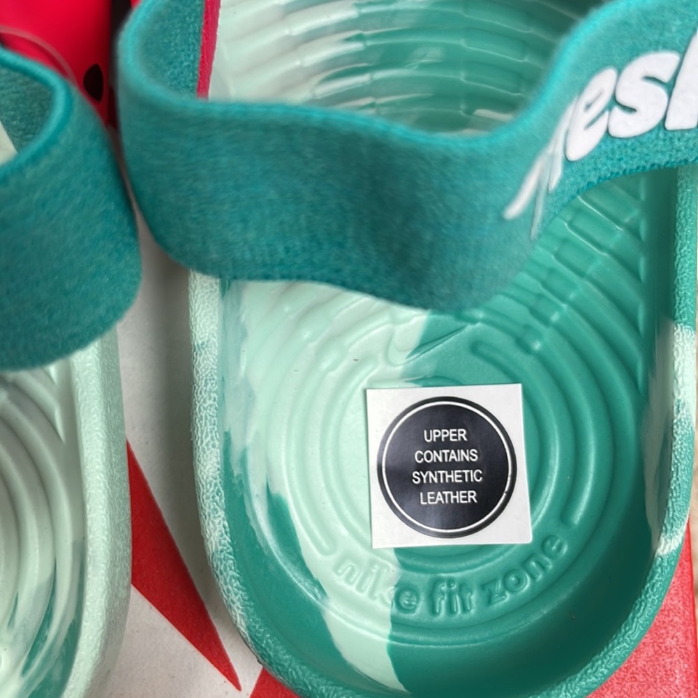 NWT Nike Kawa Lil Fruits Baby/Toddler Slides SZ 8C Watermelon Unisex - Picture 7 of 8